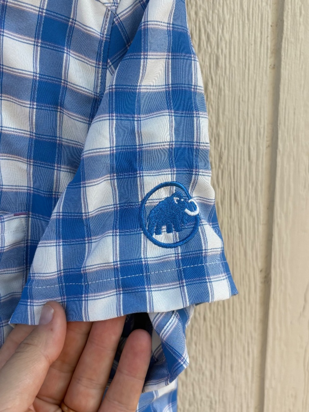 Mammut Alessandria Button Up Shirt Women's XL Blue White Plaid Outdoor Summer - Picture 2 of 10
